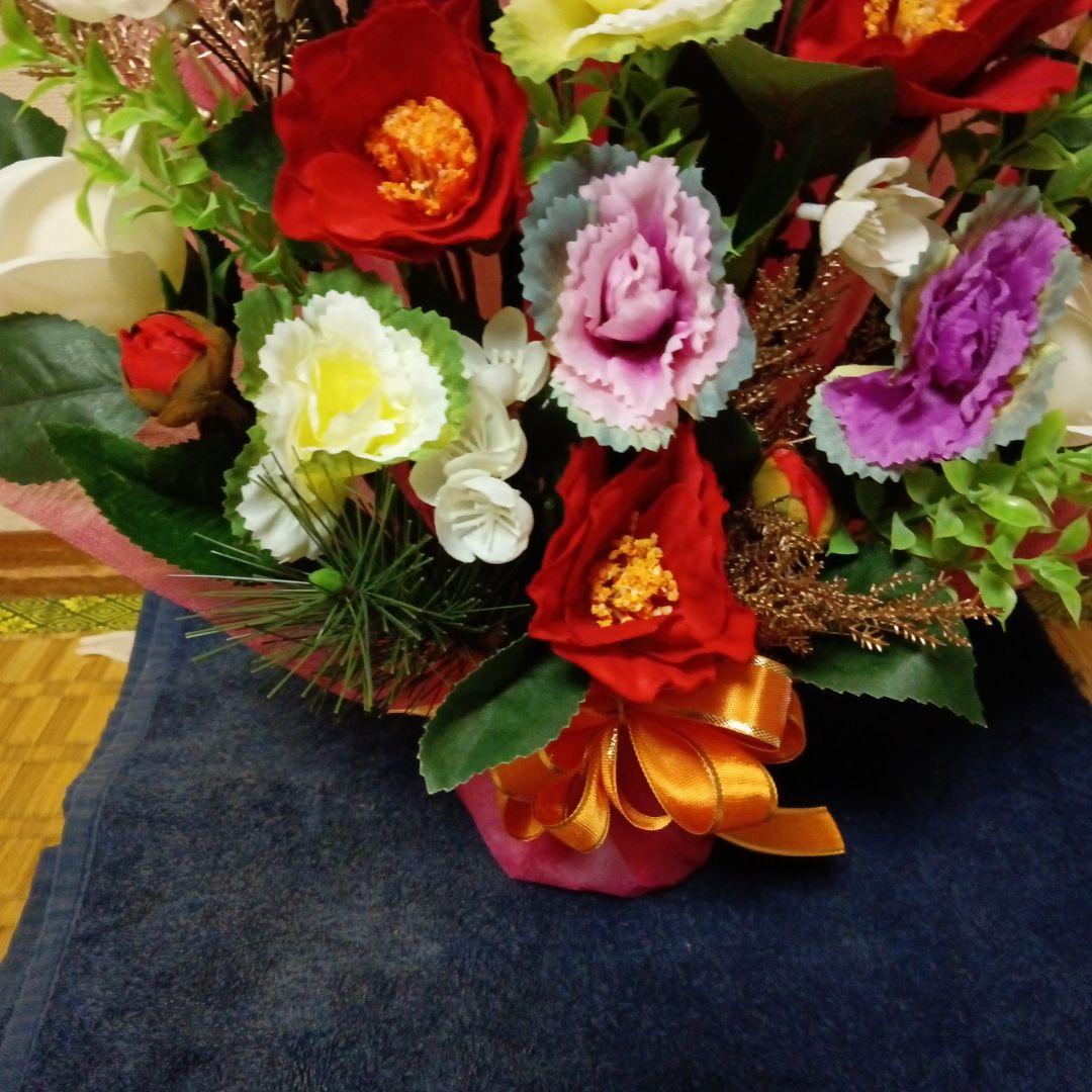 お正月飾り 赤い椿 葉牡丹 アレンジメント - メルカリ