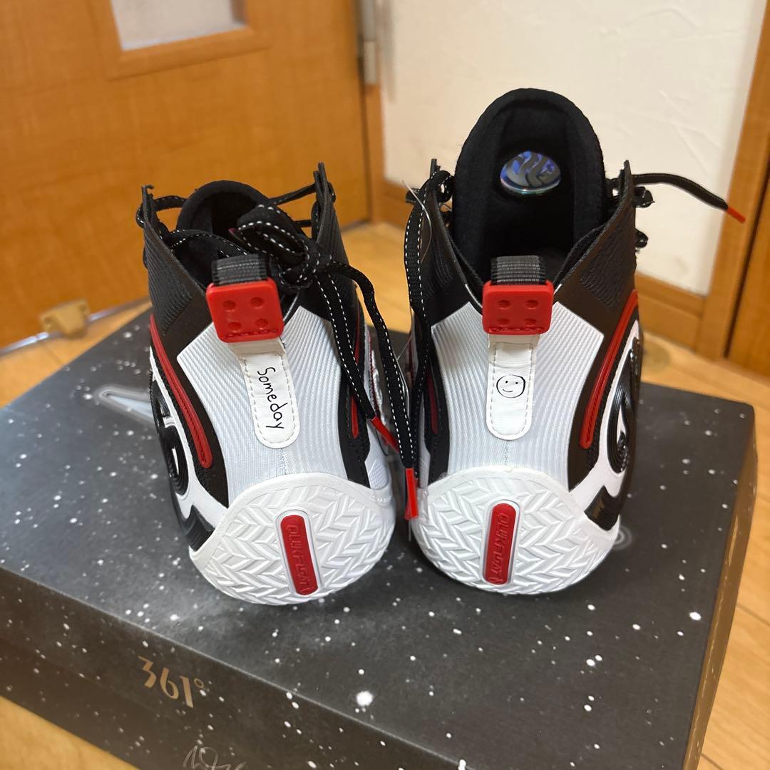 バッシュ361°アーロンゴードン4 soar 28.０cm 箱あり