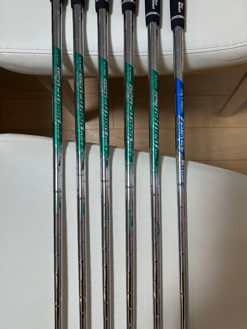 XXIO エックス 2022 -eks- アイアンセット　6〜9.PW.AW