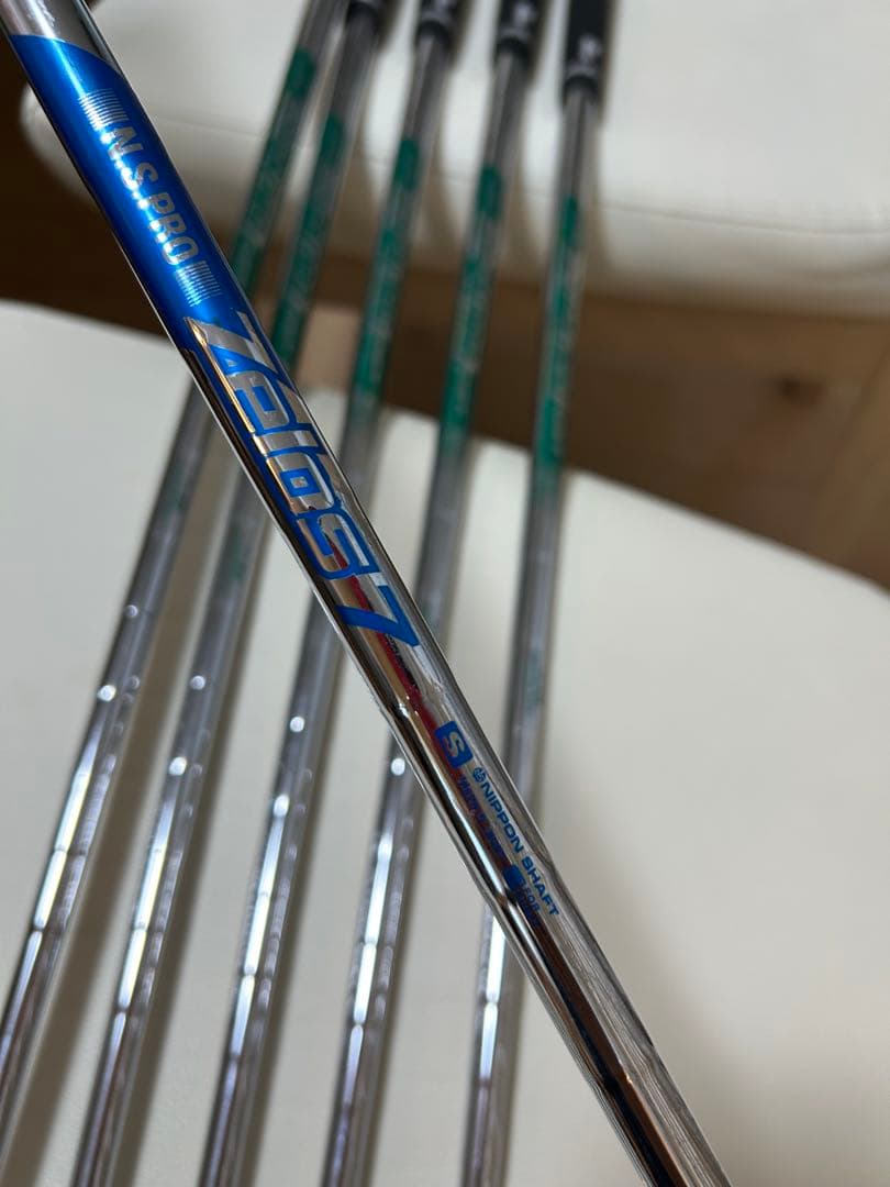 XXIO エックス 2022 -eks- アイアンセット　6〜9.PW.AW