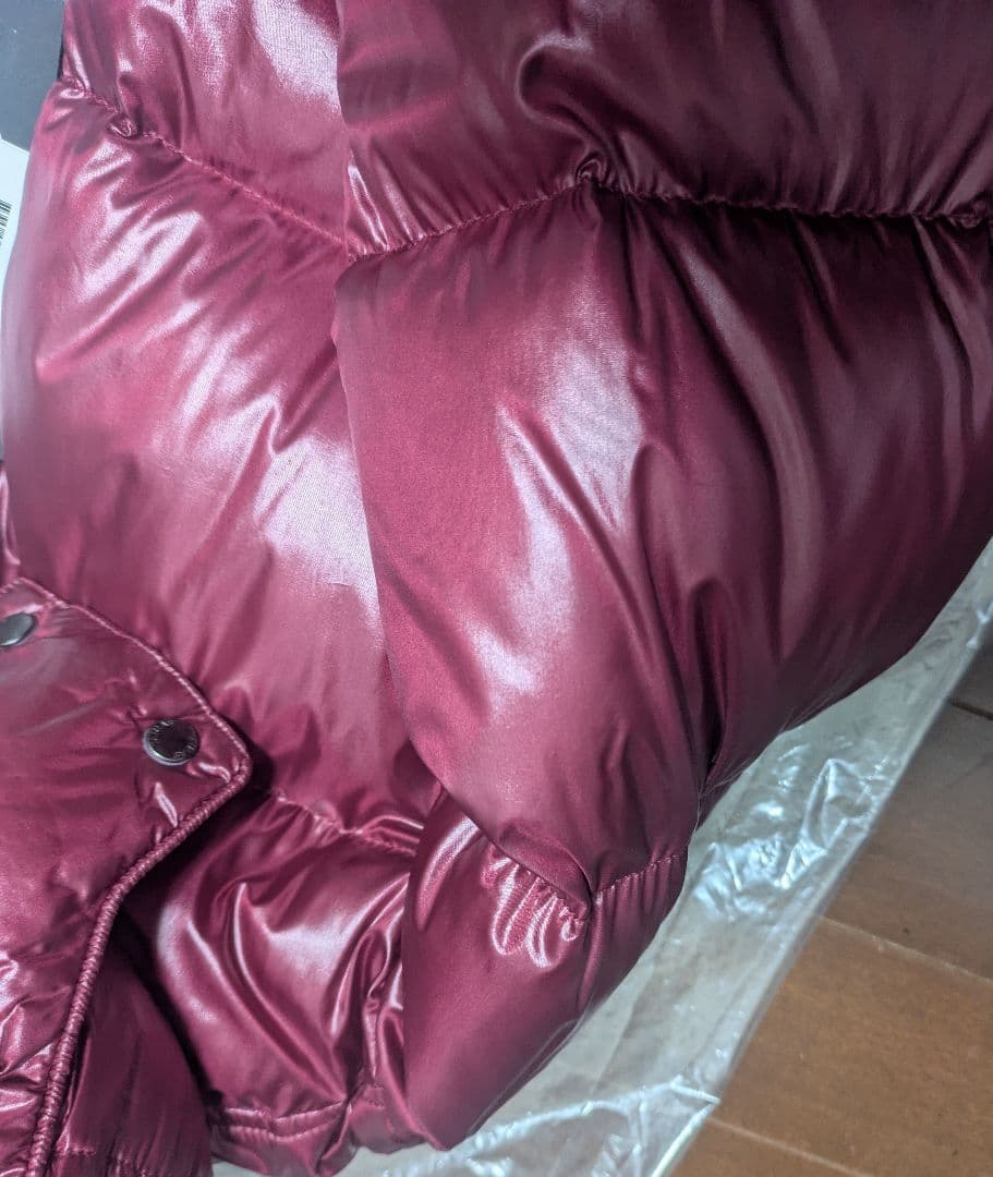 森ダイコンTATRAS タトラス　ベルボ　ダウン　4✨️希少カラー　レッド