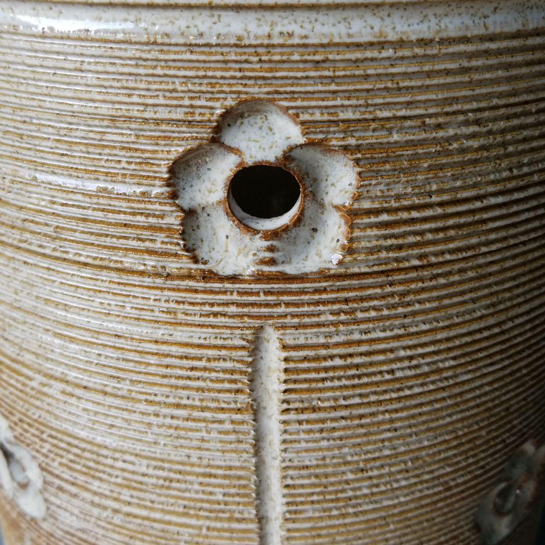 信楽焼傘立て 白花小紋 高さ47cm