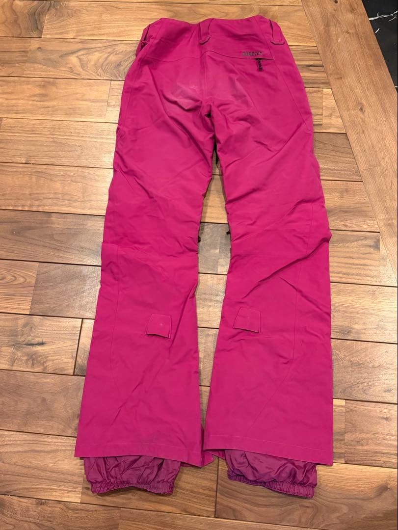 Burton [ak] XSバートン GORE-TEX上下セット