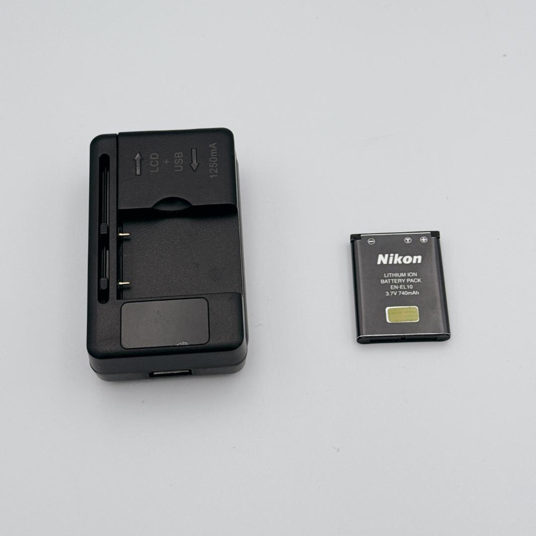 【美品】Nikon COOLPIX S700 デジタルカメラ ブロンズ