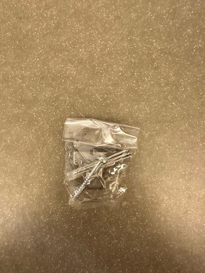 ミッキーとミニー シルエットの飾り振り子が魅力 メロディ付き掛時計 FW579B