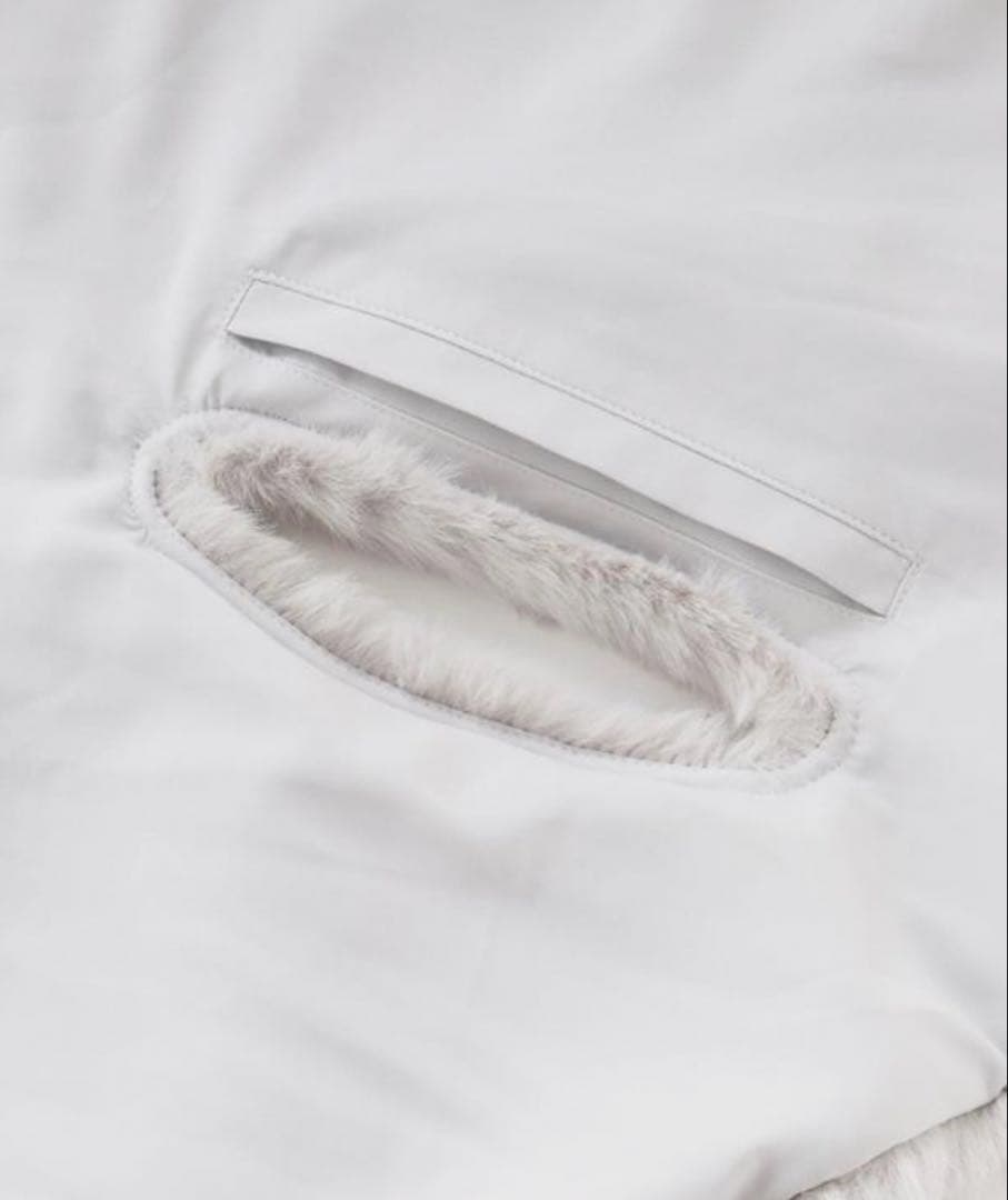 【タグ付未使用】JENNEリッチボリュームファーケープ　ライトグレー