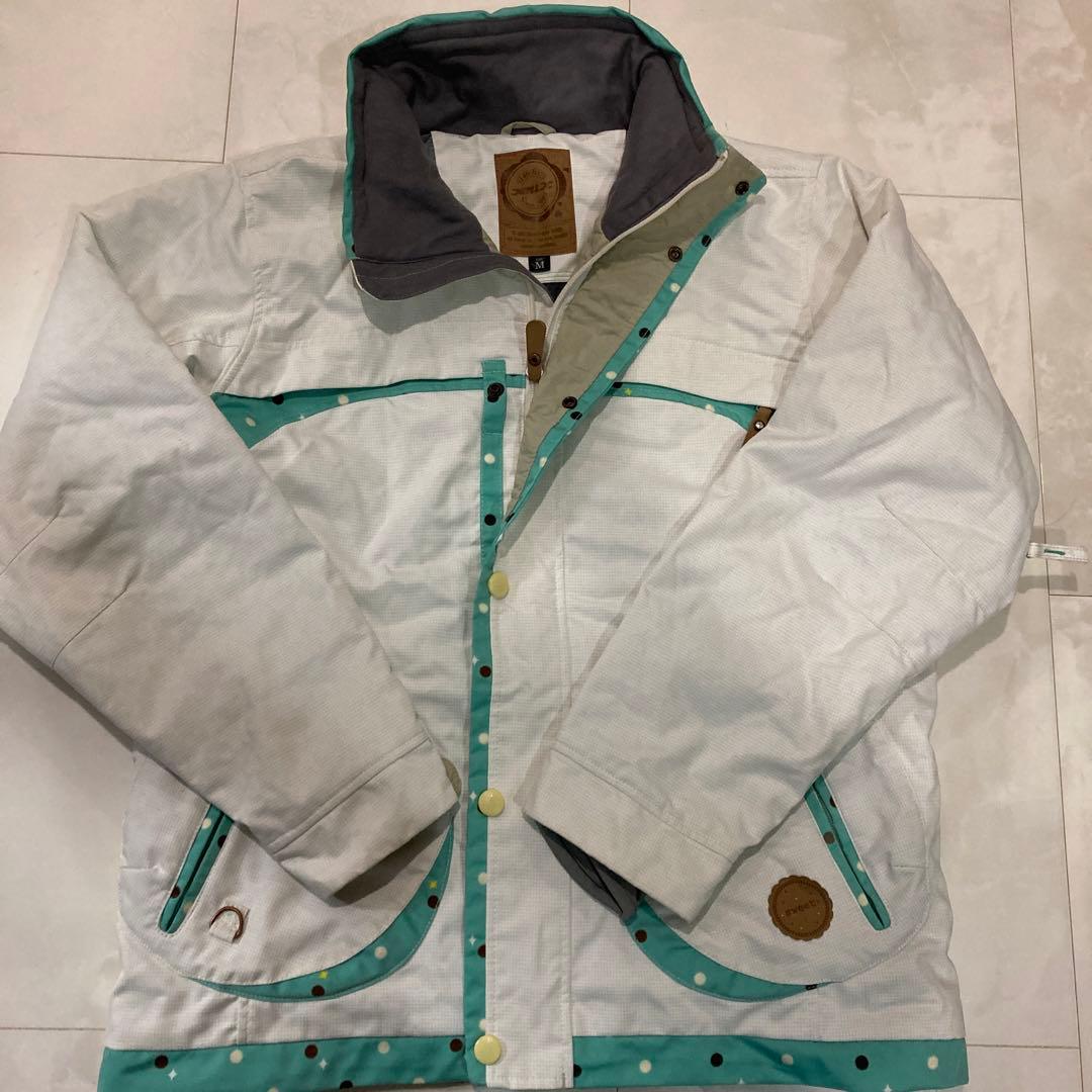 フェニックスのスキー、ボードウェア上着、DESCENTEのズボン、M.おまけ付き