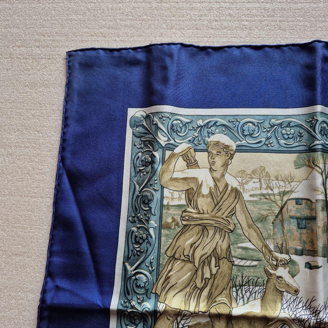 HERMES・エルメス・スカーフ・カレ90・冬の火・青