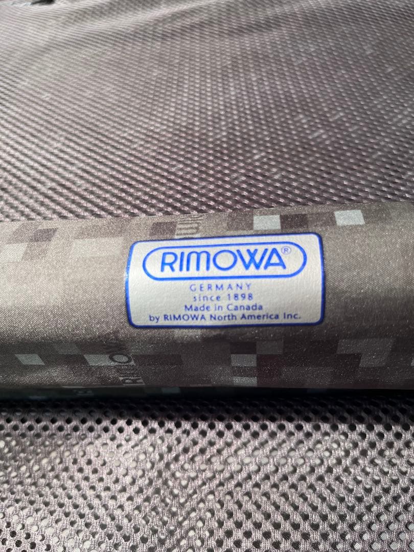 【廃盤】リモワ サルサ 35L マットブラック 2輪　RIMOWA SALSA