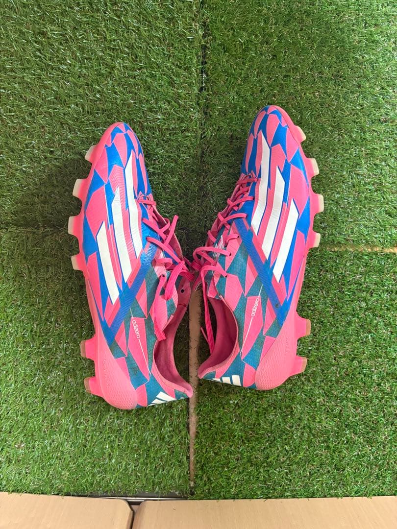 アディダス アディゼロf50 HG ピンク エリート プレデター コパ