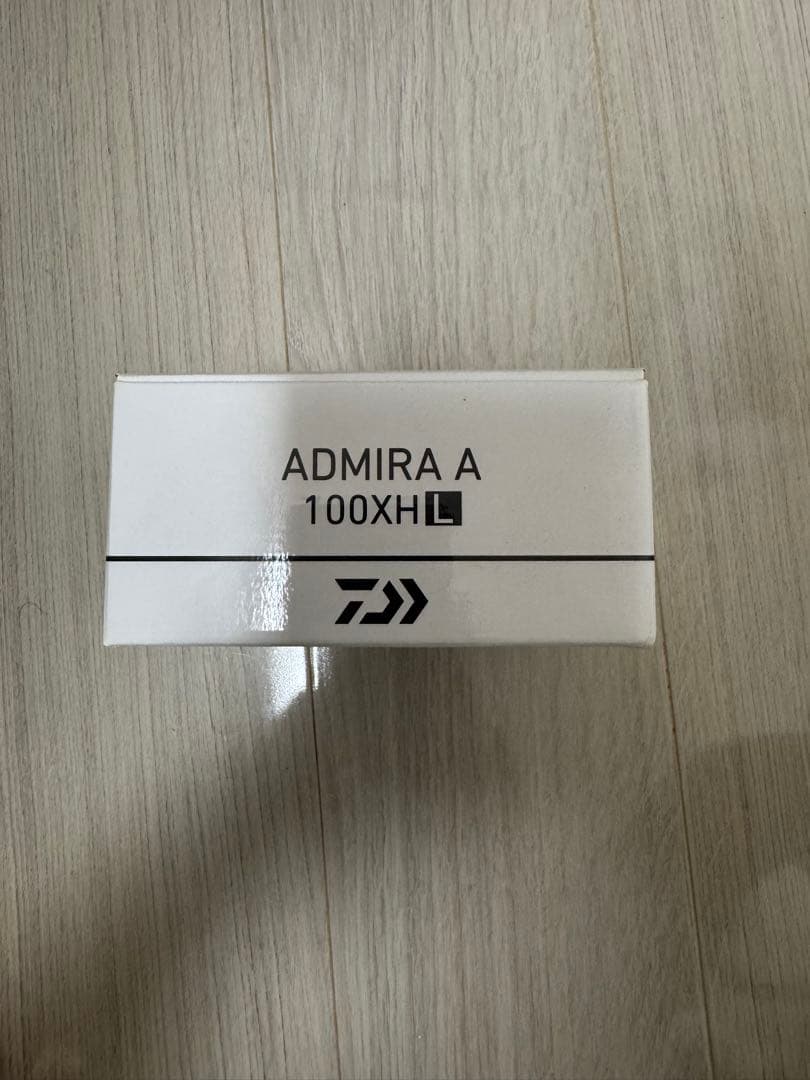 20アドミラA100HX（左)