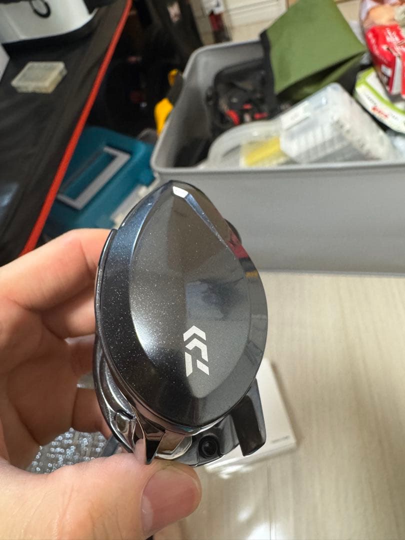 20アドミラA100HX（左)