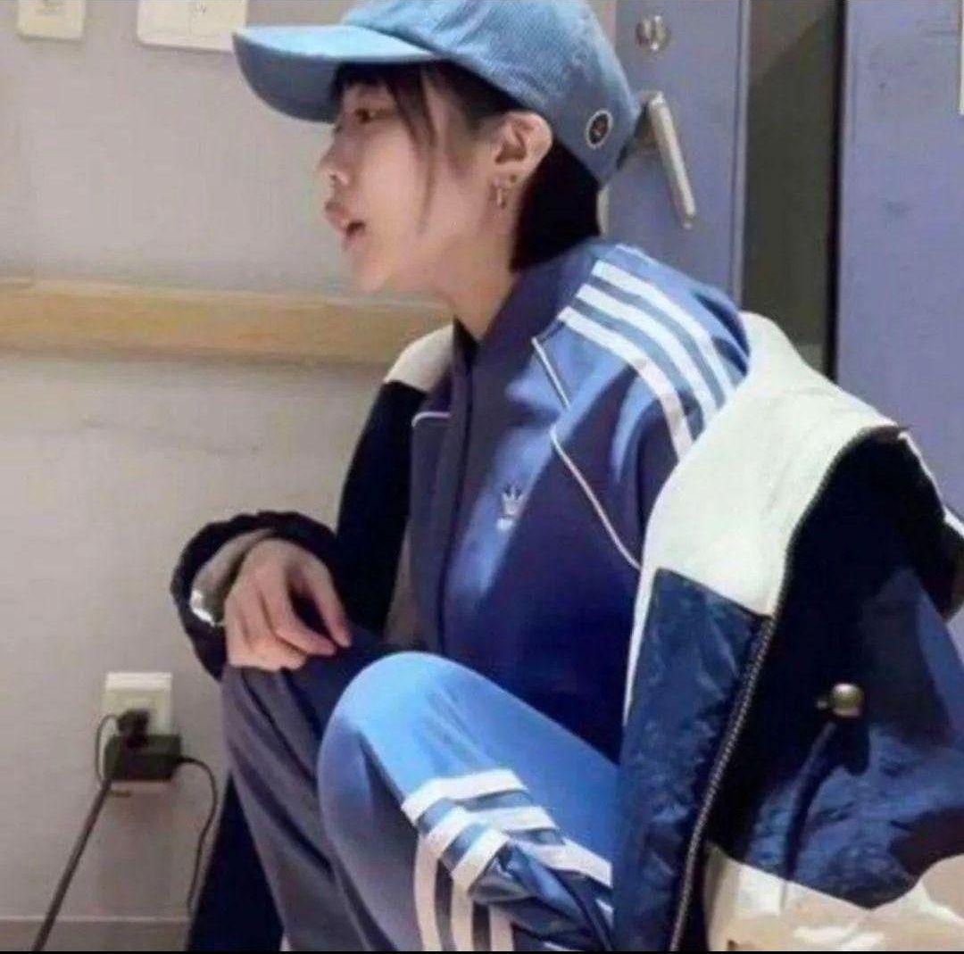 アディダス 紺 スーパースター トラックジャケット ジャージ あの