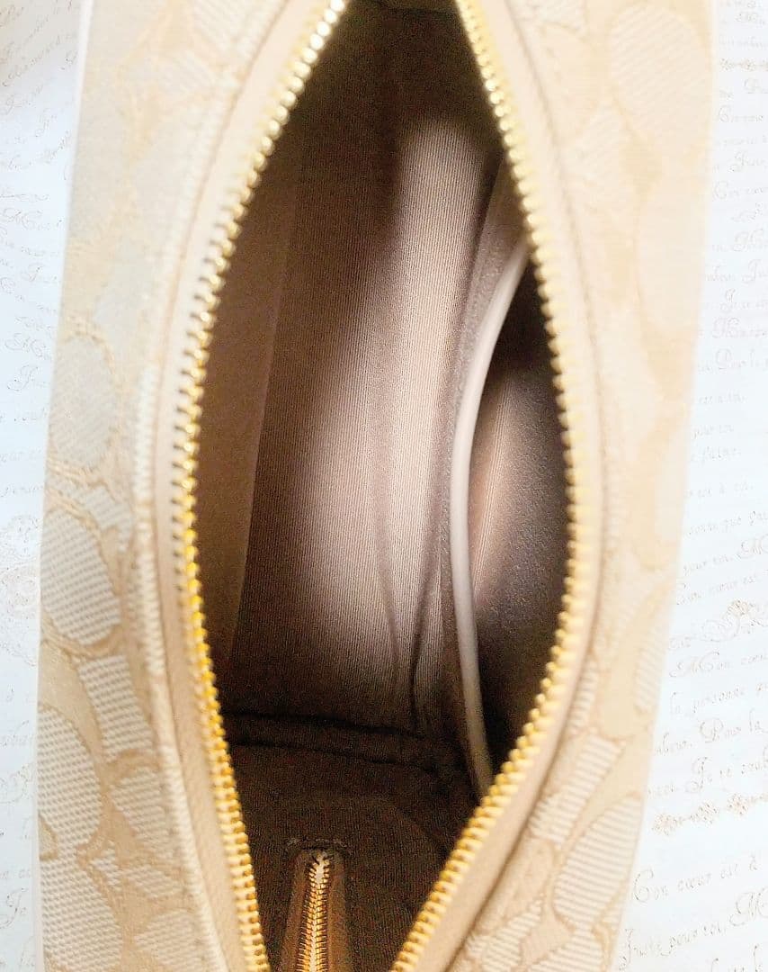 COACH コーチ シグネチャー ベージュ コスメポーチ 保存袋・箱付き