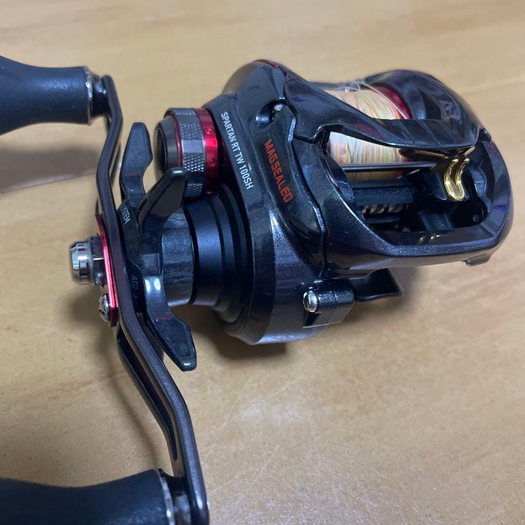 ダイワ　スパルタン　SPARTAN RT TW 100SH 右巻き リール