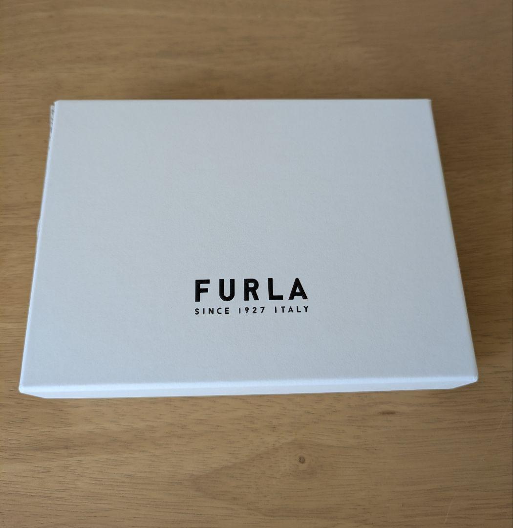 新春セール【新品・未使用】FURLA折り財布