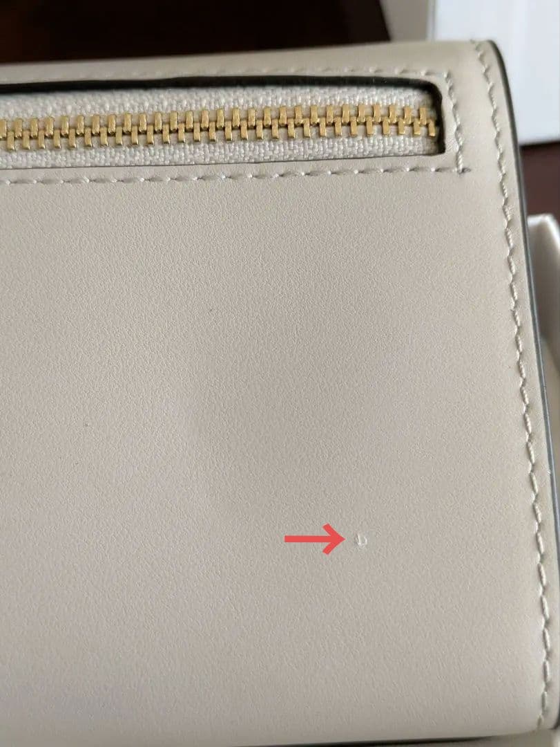 新春セール【新品・未使用】FURLA折り財布