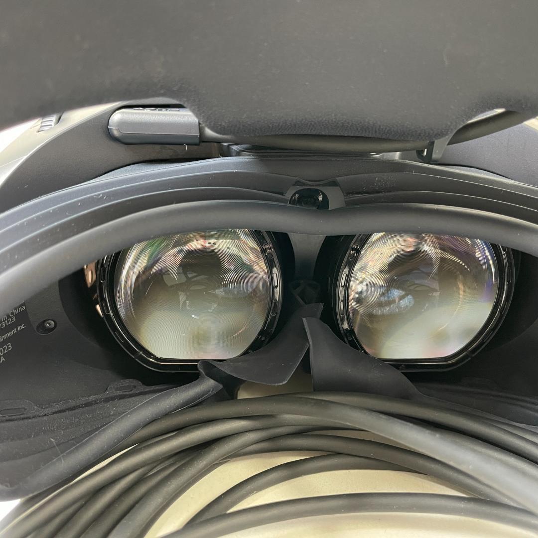 【コントローラー充電スタンドのおまけ付き！】PlayStation VR2