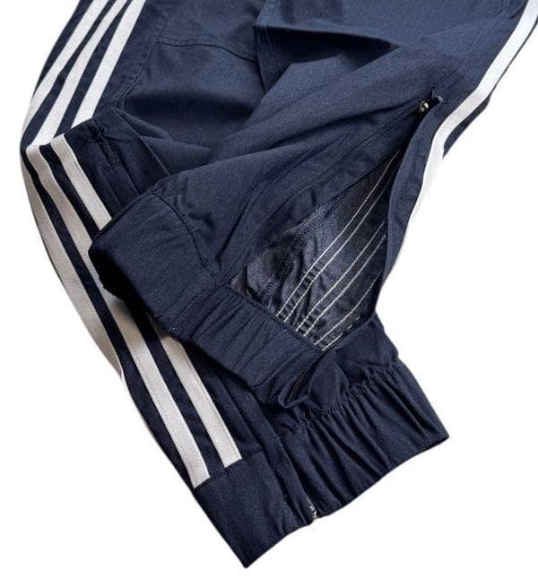 E新品 L アディダス adidas デニム風 ウーブン セットアップ 上下 紺