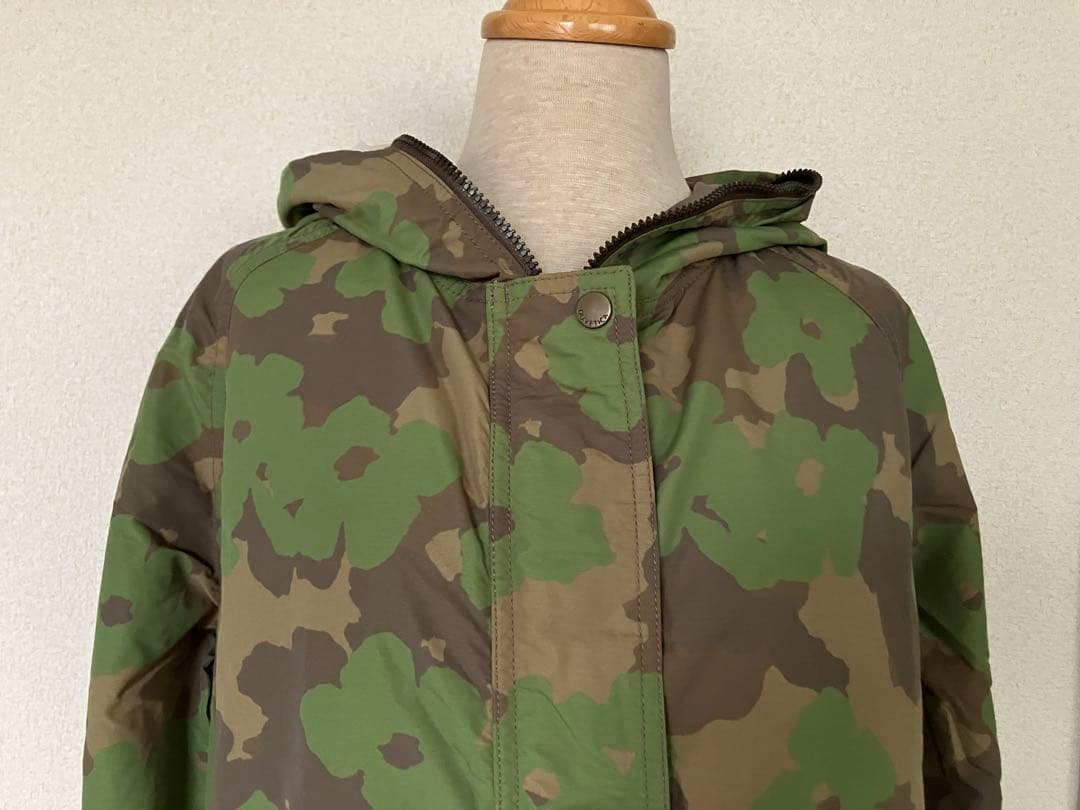 ミュベールワーク×デュベティカ フラワー迷彩フード付きミリタリージャケット