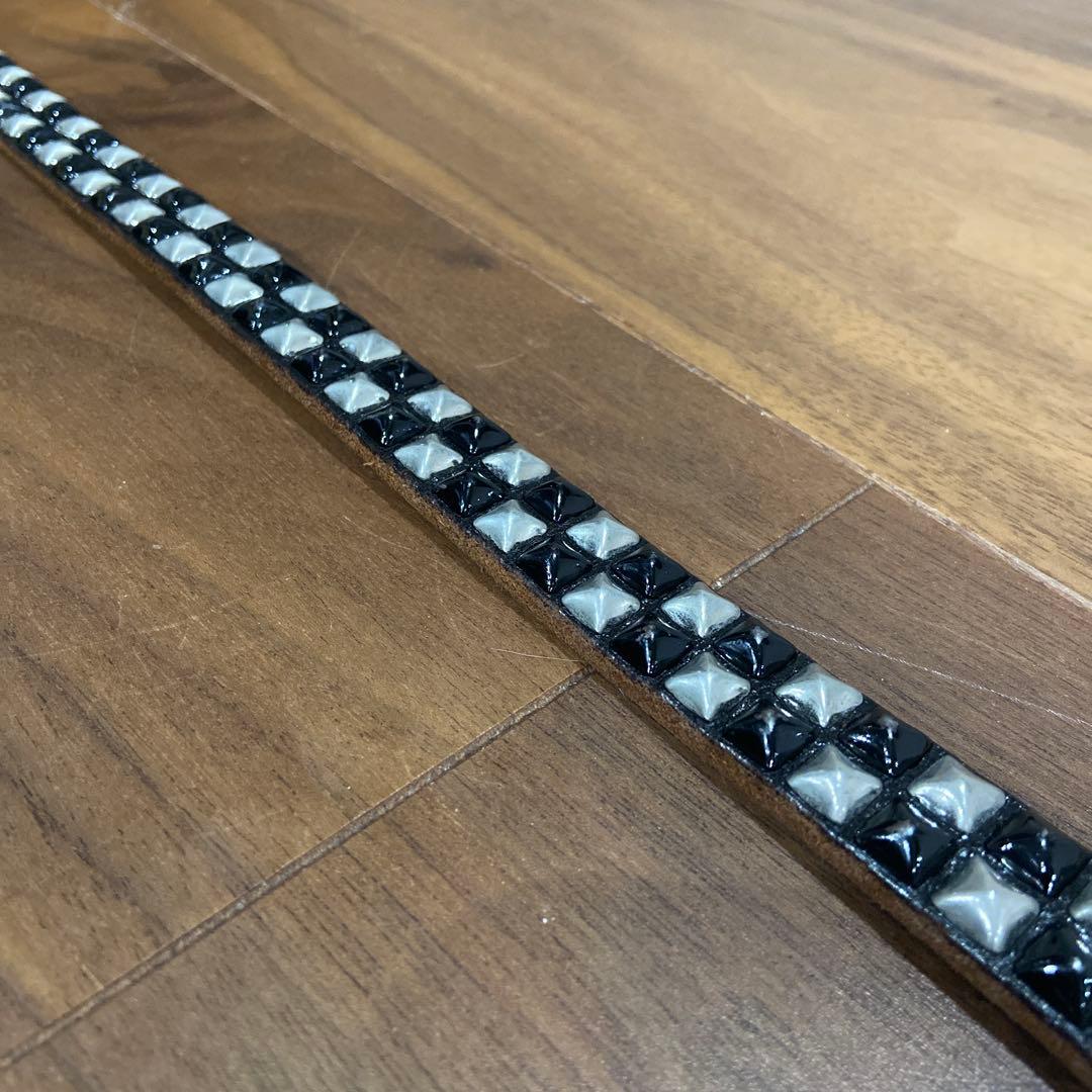 希少配色 HTC ピラミッドスタッズ シルバー&ブラック ナローベルト 34