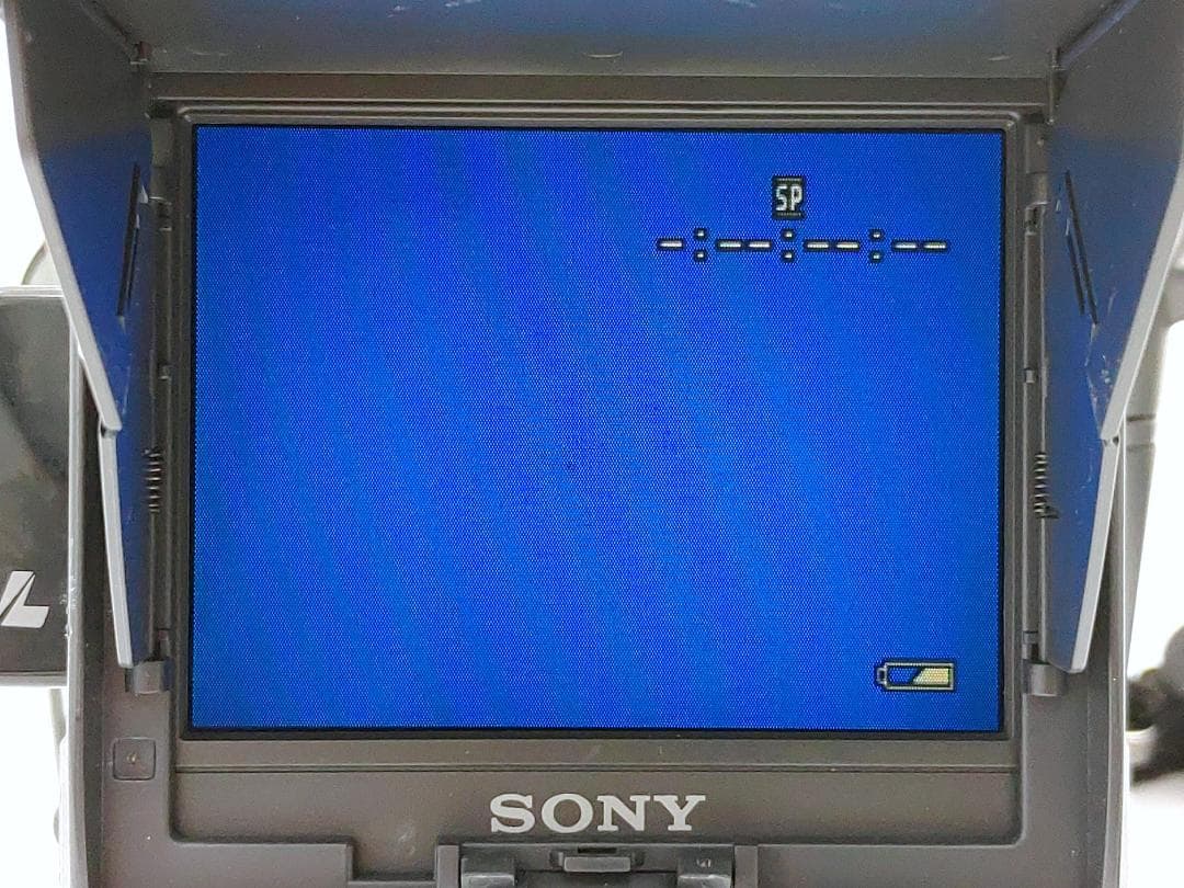 miniDVのダビングに！SONY ビデオカメラ DCR-SC100 1 - メルカリ