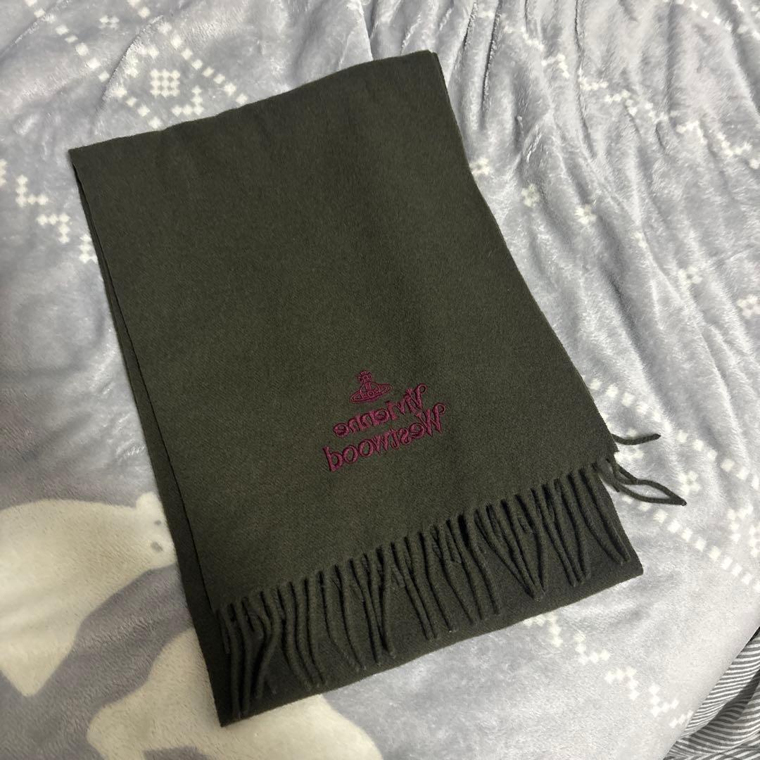 Vivienne Westwood ダークグリーン マフラー - メルカリ