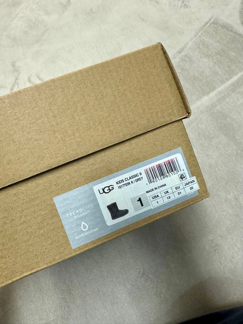 ブーツ・ブーティ UGG