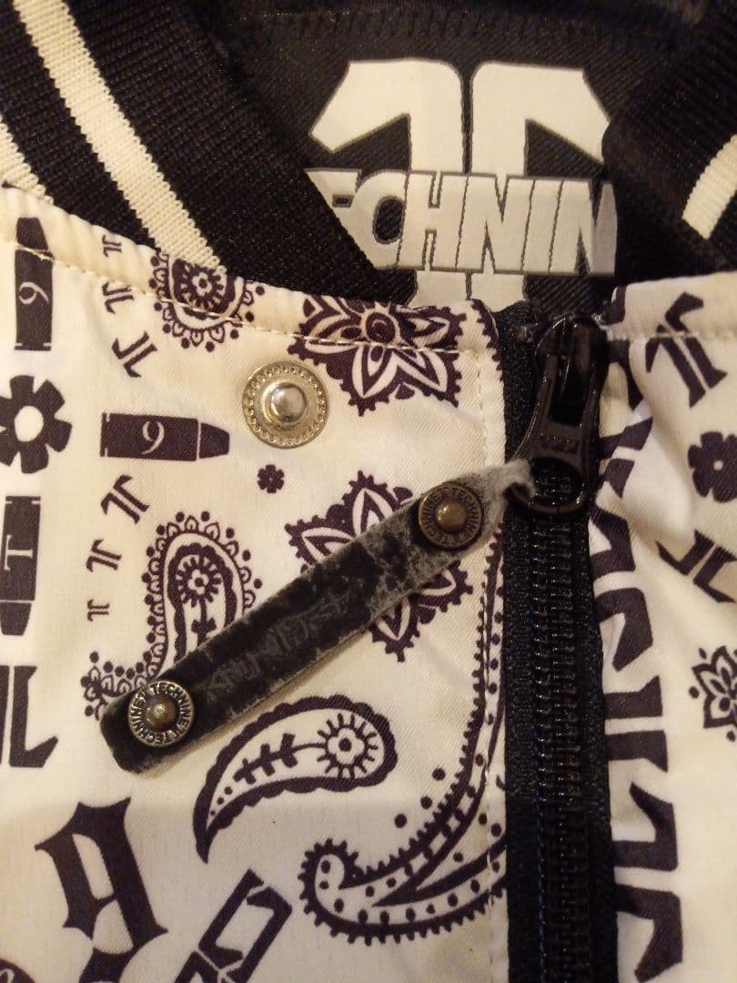 最終 TECHNINE バンダナ柄 スタジャン 激シブ スノーボードウェア S