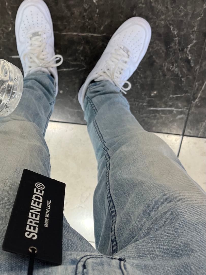 SERENEDE スリムフィットデニム セレナーデ日本入手不可 - メルカリ