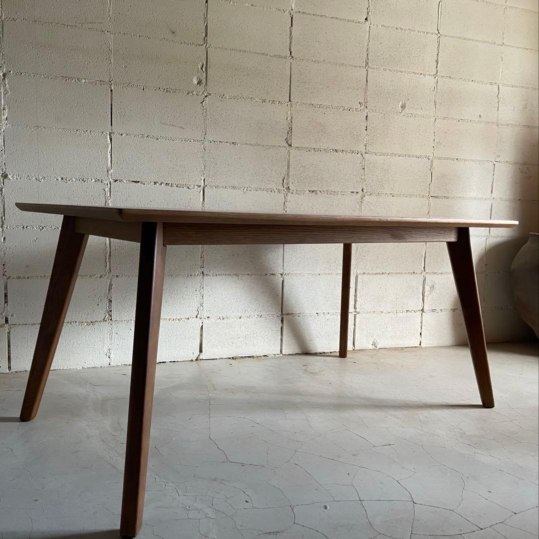 天然木オーク無垢材　ダイニングテーブル　テーパー角脚　斜め脚　北欧スタイル