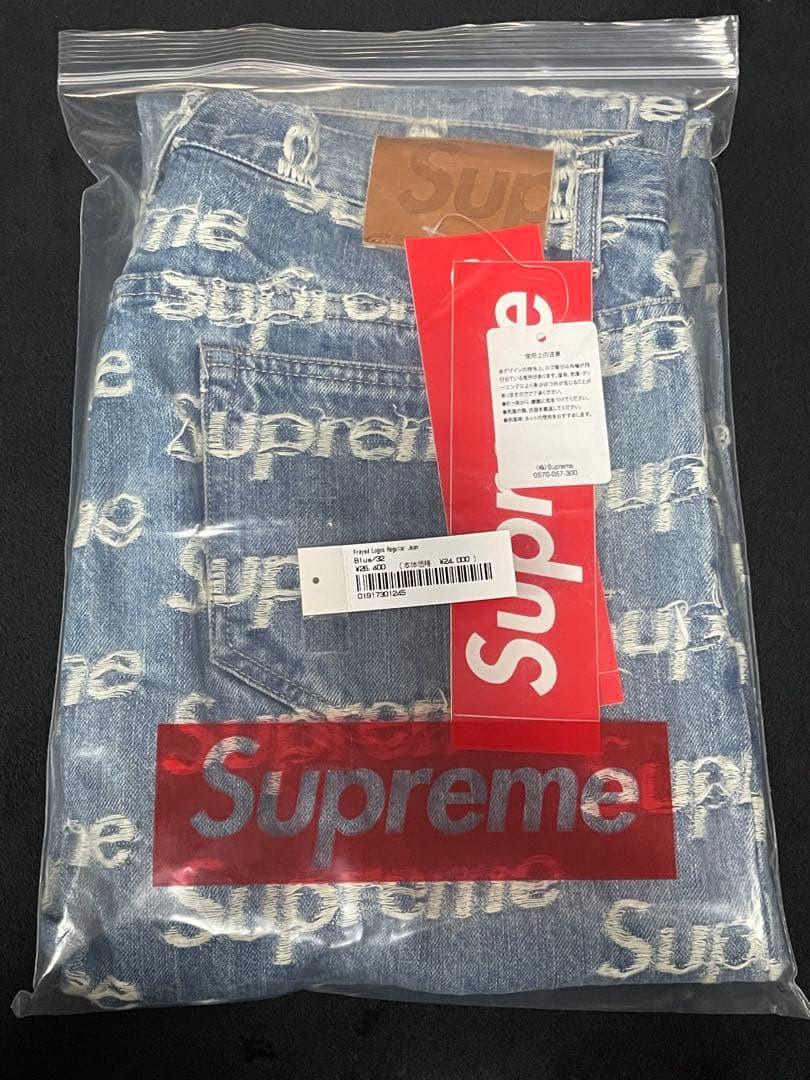 パンツ Supreme Frayed Logos Regular Jean Blue