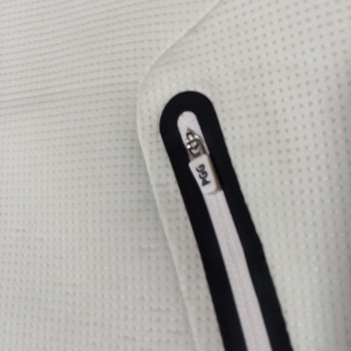 ⭐PGG⭐パーカーテック⭐ダンボールライトクロスジップ⭐白&黒⭐M⭐