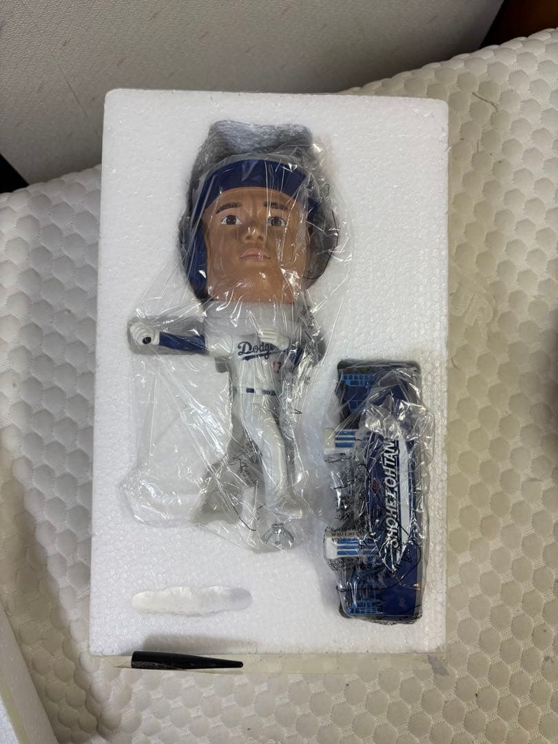 大谷翔平 2024年ドジャース球場デビュー記念 ボブルヘッド人形