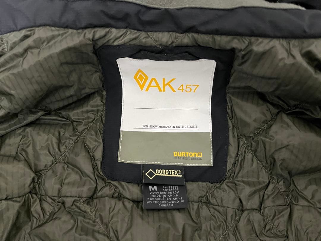 Burton AK457 ダウンジャケット Mサイズ 藤原ヒロシ着用