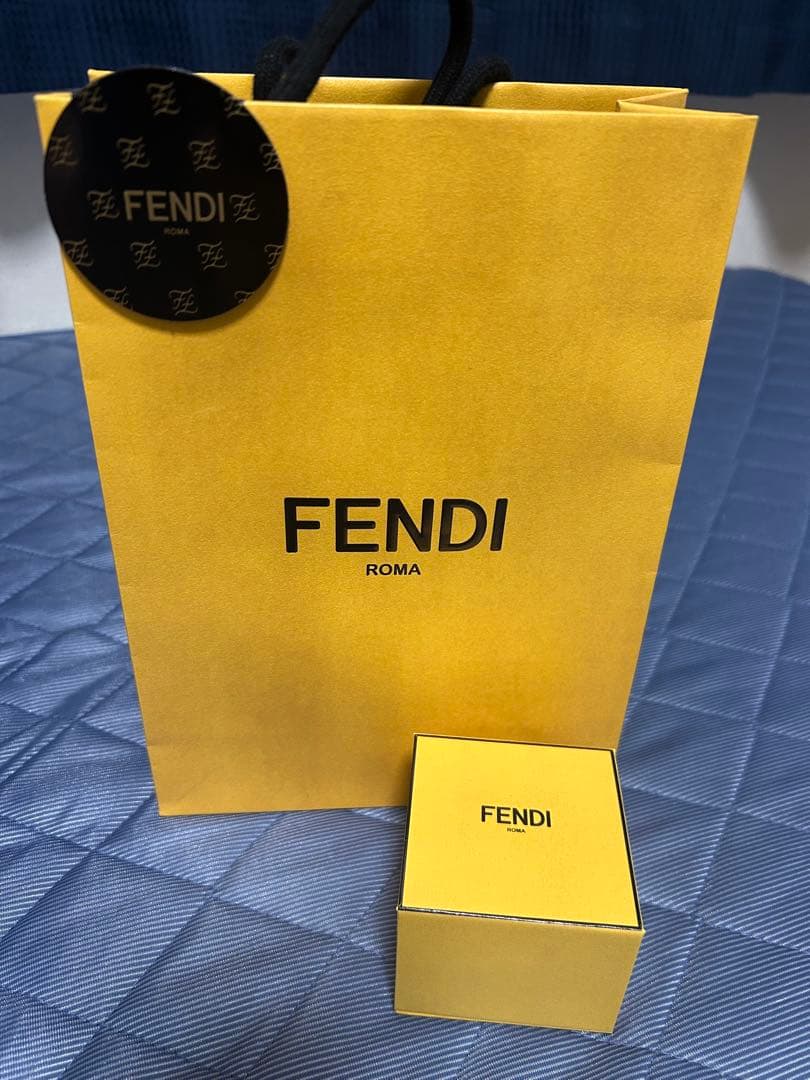 FENDI ピアス(片耳用) シルバー