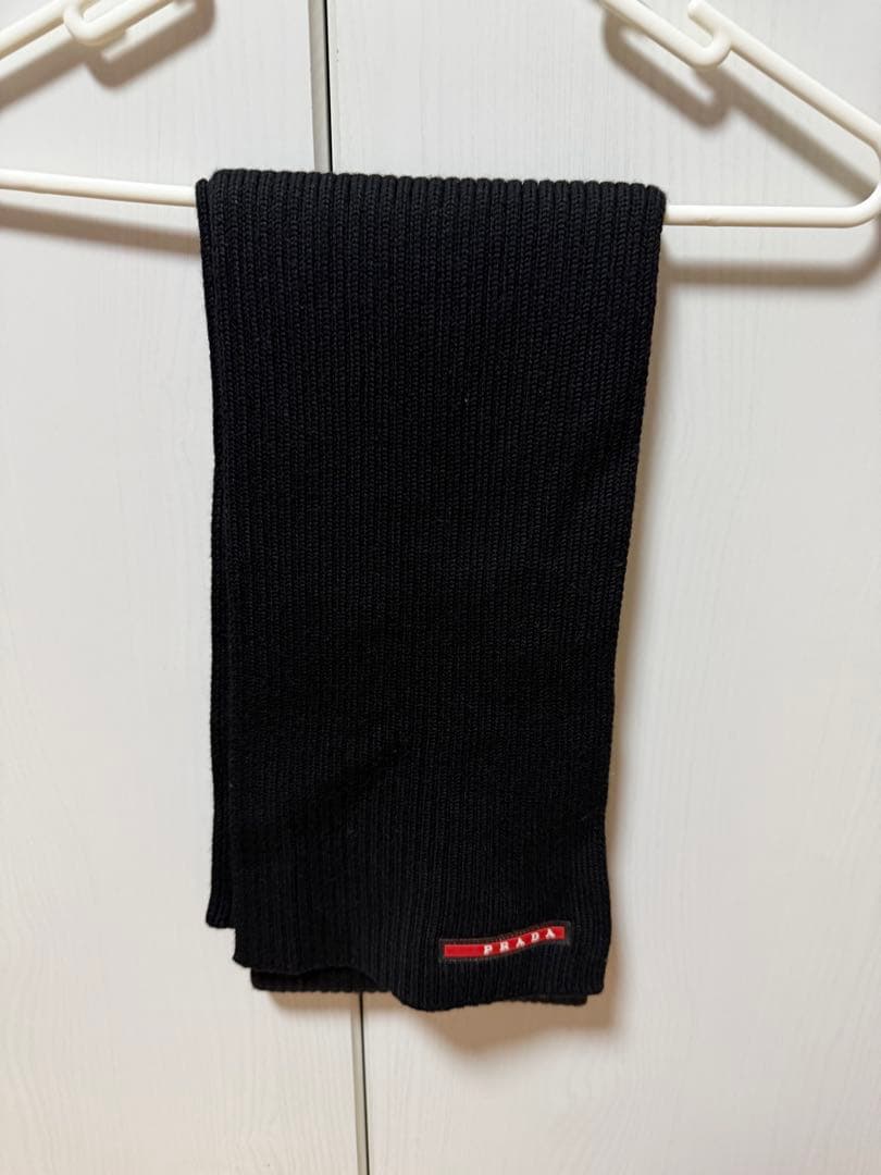 PRADA ブラック マフラー ウール リブ編み - メルカリ