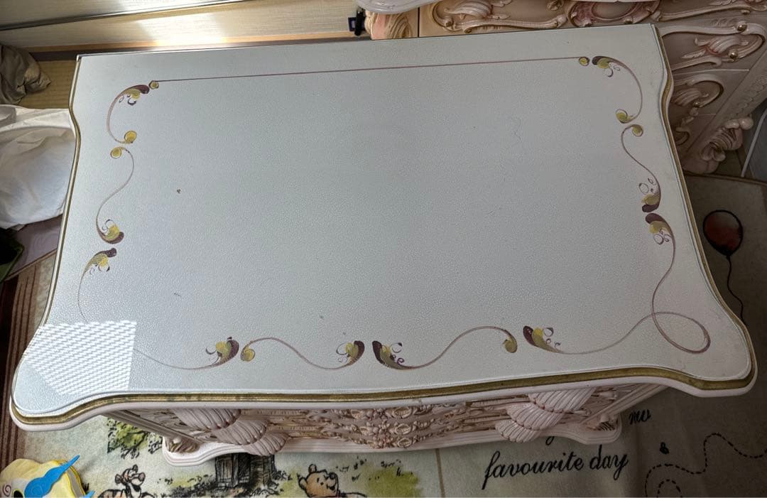 ロココ調　3段チェスト　山崎ページ