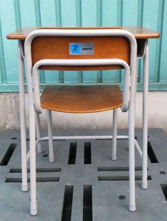 【ねこさま配達】 ２セット　中学校椅子　中古　学校机