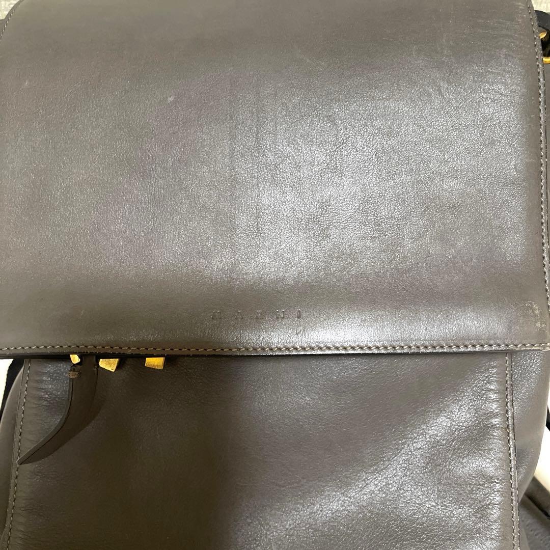 マルニ　MARNI グレーレザーリュック