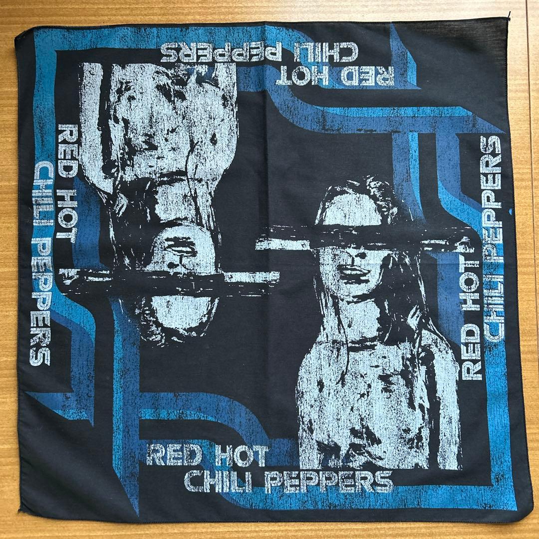 レッチリ ヴィンテージ バンダナ2002年ツアー - メルカリ