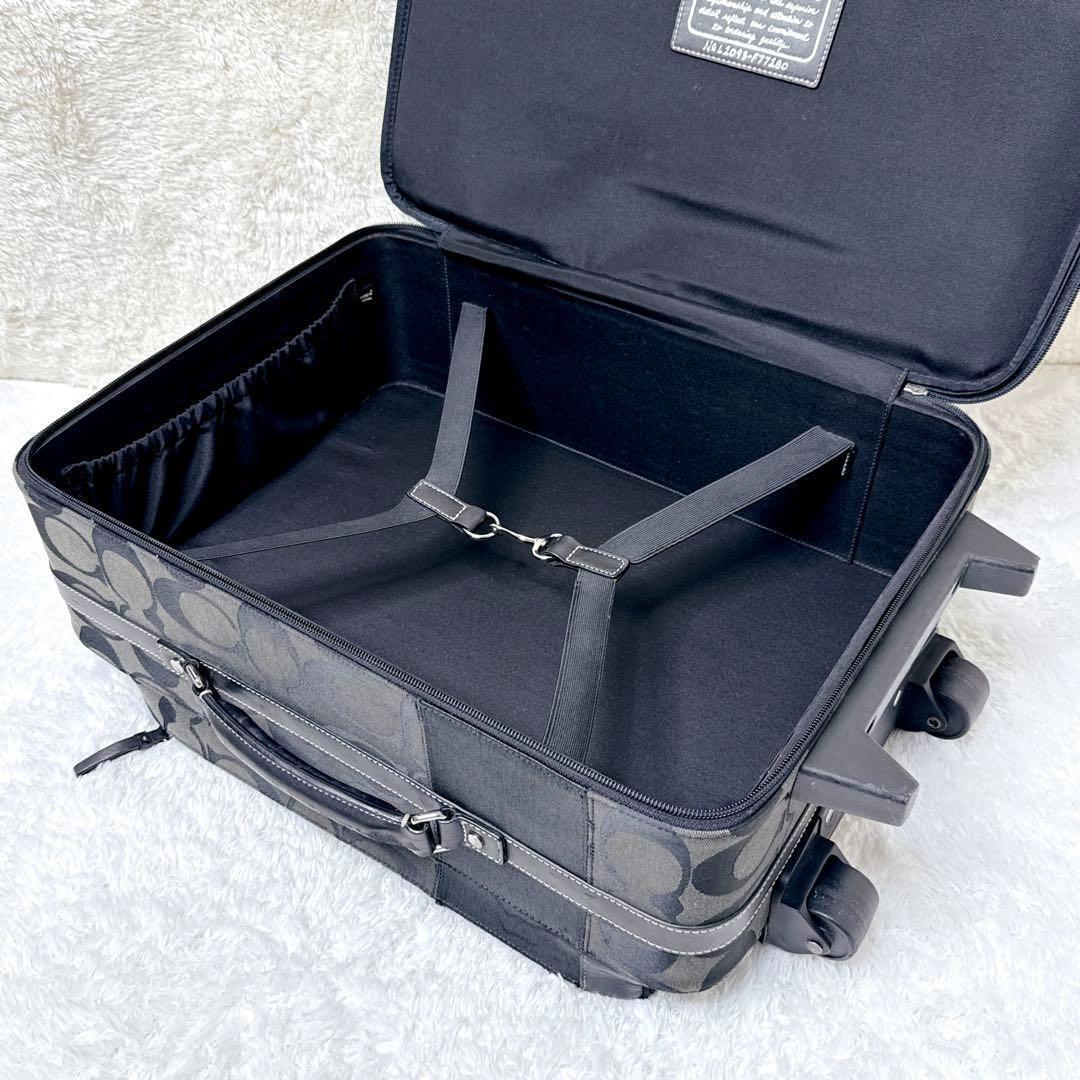 バッグ COACH Signature Carry On Luggage rare