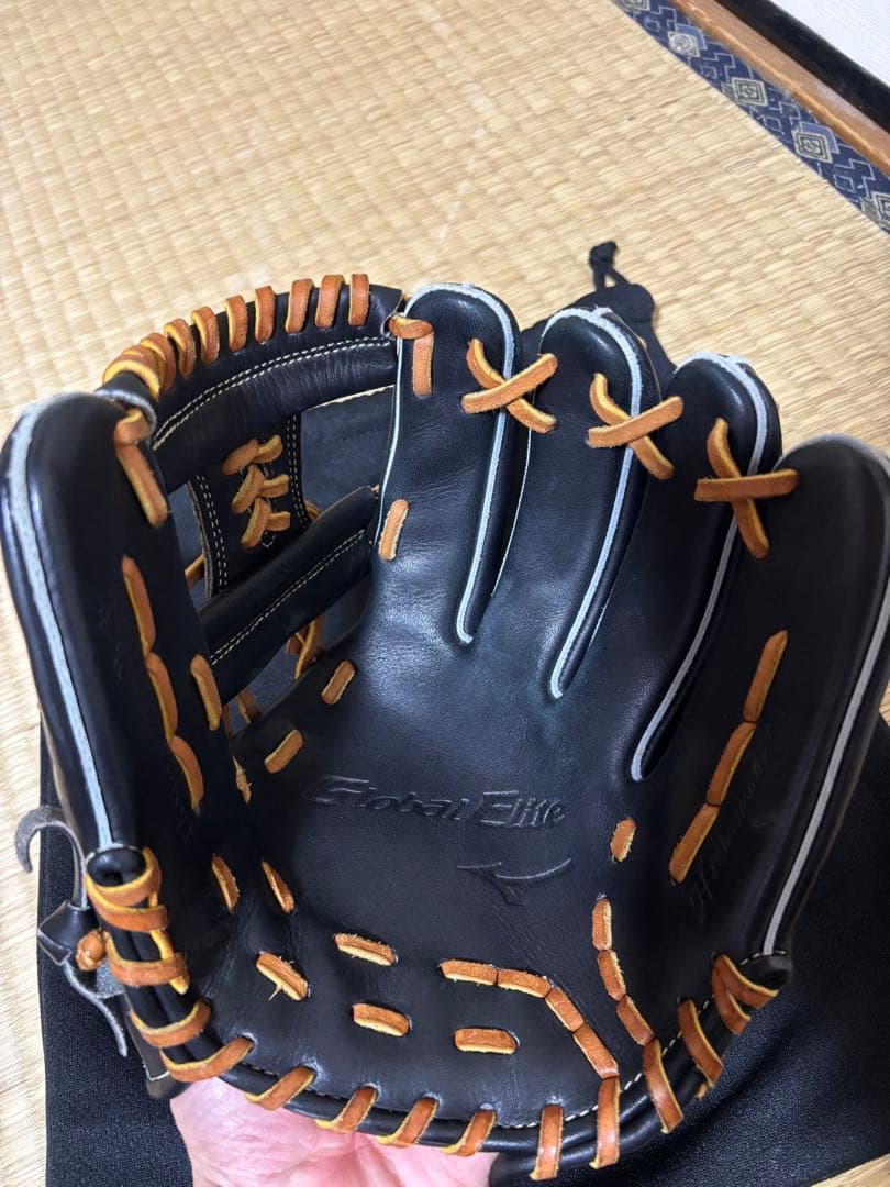 ミズノ　グローバルエリート　内野用軟式グラブ（大人）