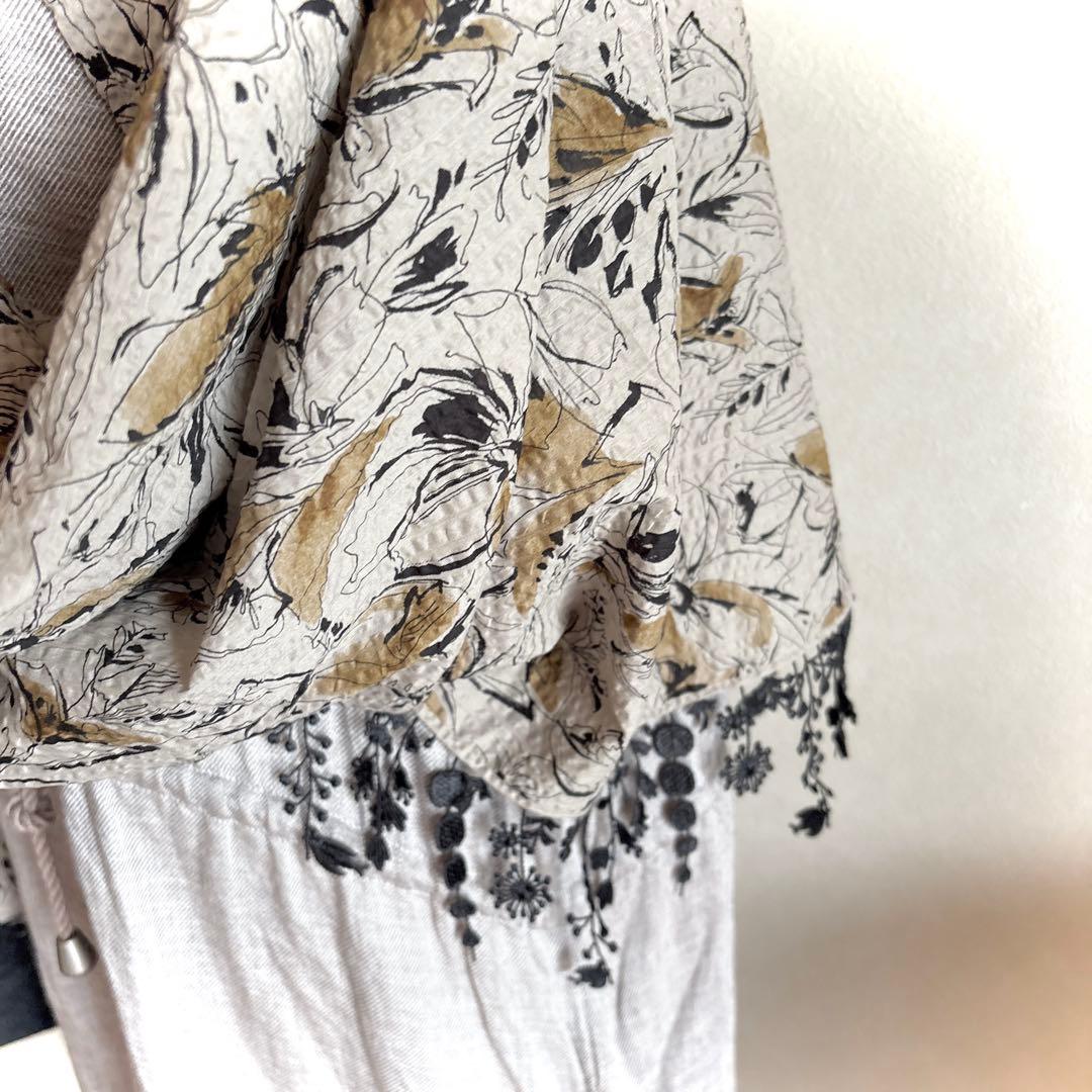 ワンちゃん☆ ミナペルホネンanemoneブローチとサークルレースストール