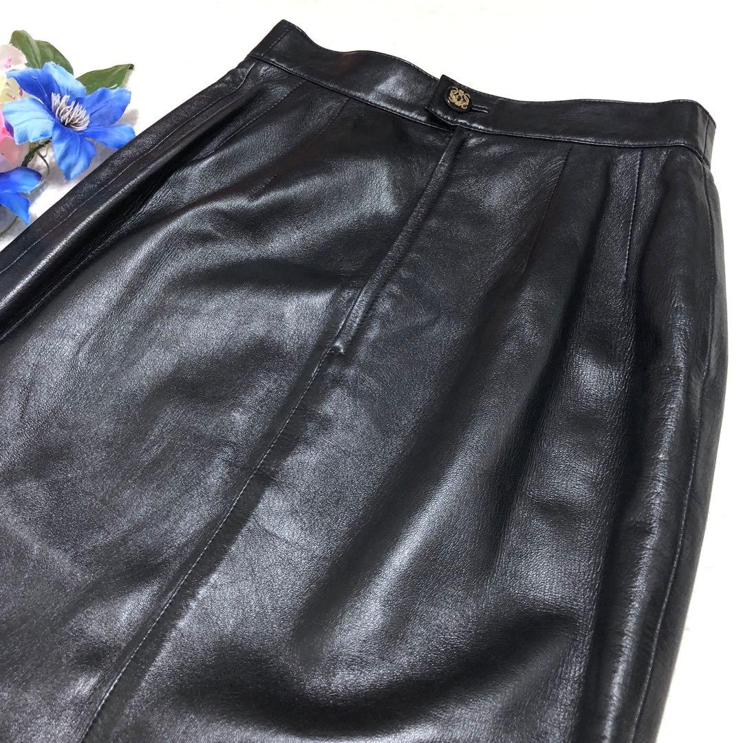 極美品　ロエベ　ひざ丈スカート　アナグラム　タイト　とろとろラムレザー 黒