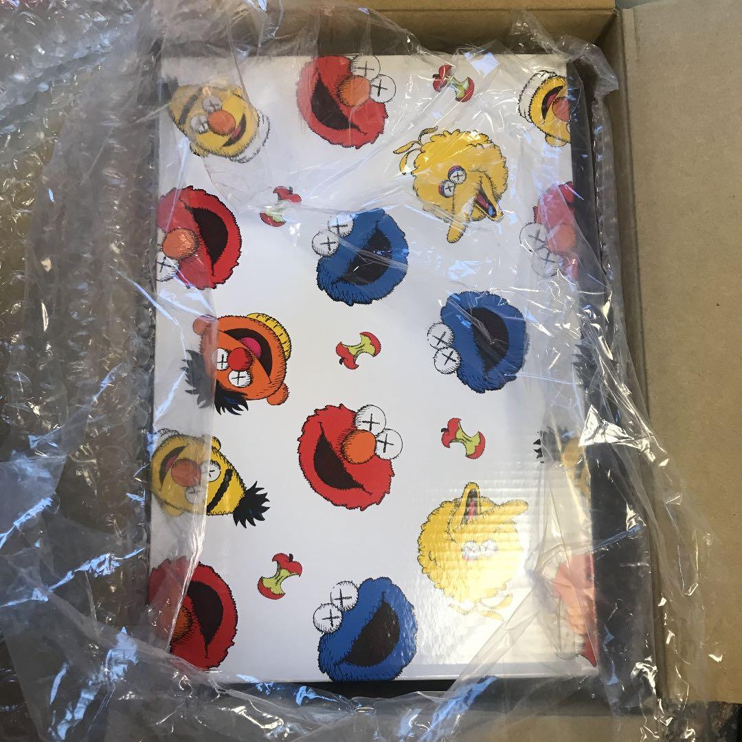 kaws セサミストリート　ぬいぐるみ