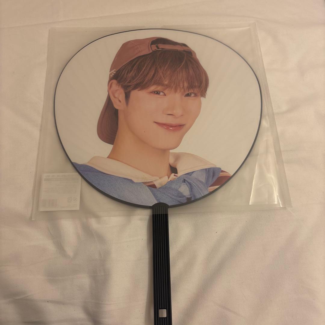 DXTEEN 有明アリーナ FULL OUT！ うちわ 福田歩汰 - メルカリ