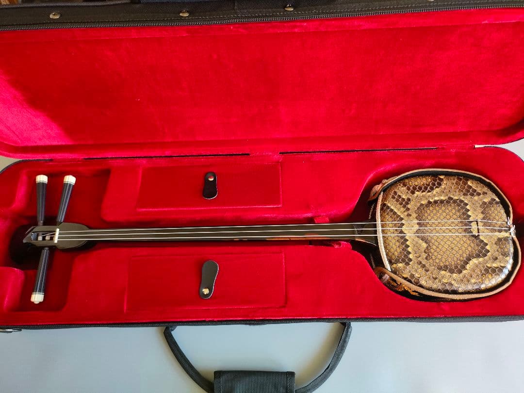 6B 名工平良昌則氏作 八重山黒木ウジラミ材 与那城型三線