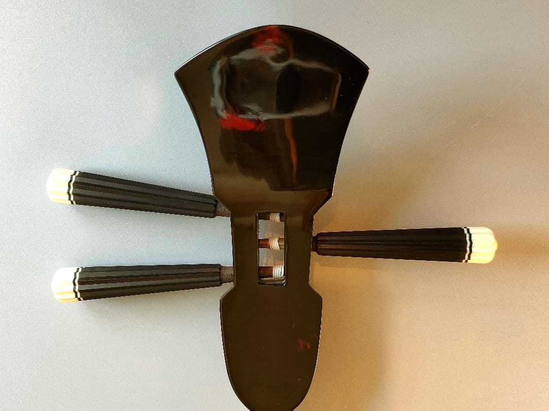 6B 名工平良昌則氏作 八重山黒木ウジラミ材 与那城型三線