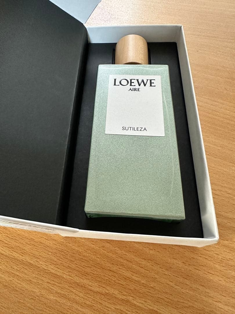 LOEWE AIRE SUTILEZA 100ml 香水 - メルカリ